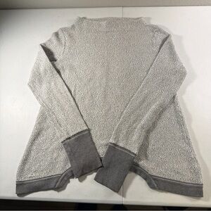 AnthropologyWomen’s Gray‎ Heather Soft Knit Top Long Sleeved Sz Small 9-h15 STCL